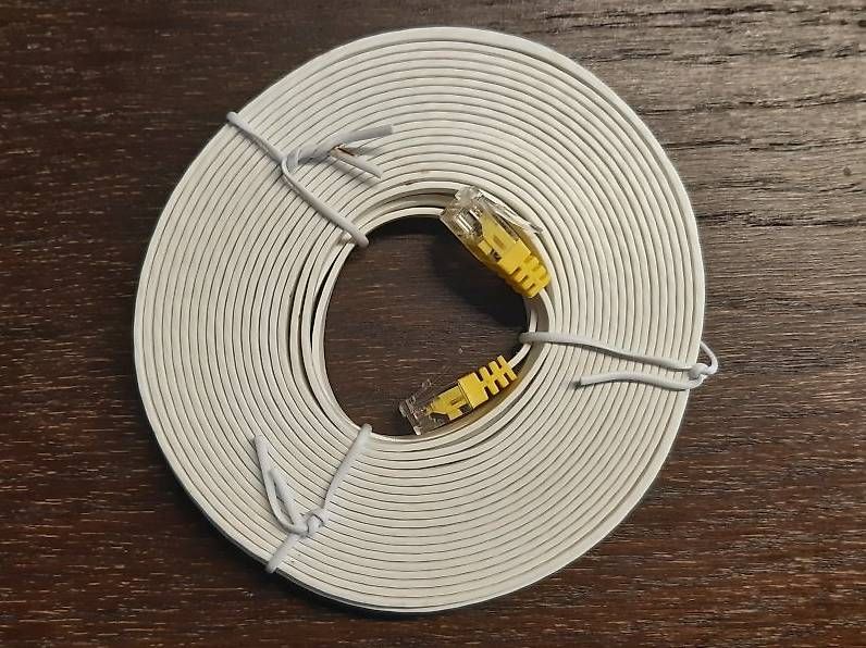 Cavi: Câble Ethernet plat 10m gigabit neuf – Nuovo (secondo la descrizione) da Froideville venduto da Sergio80 1