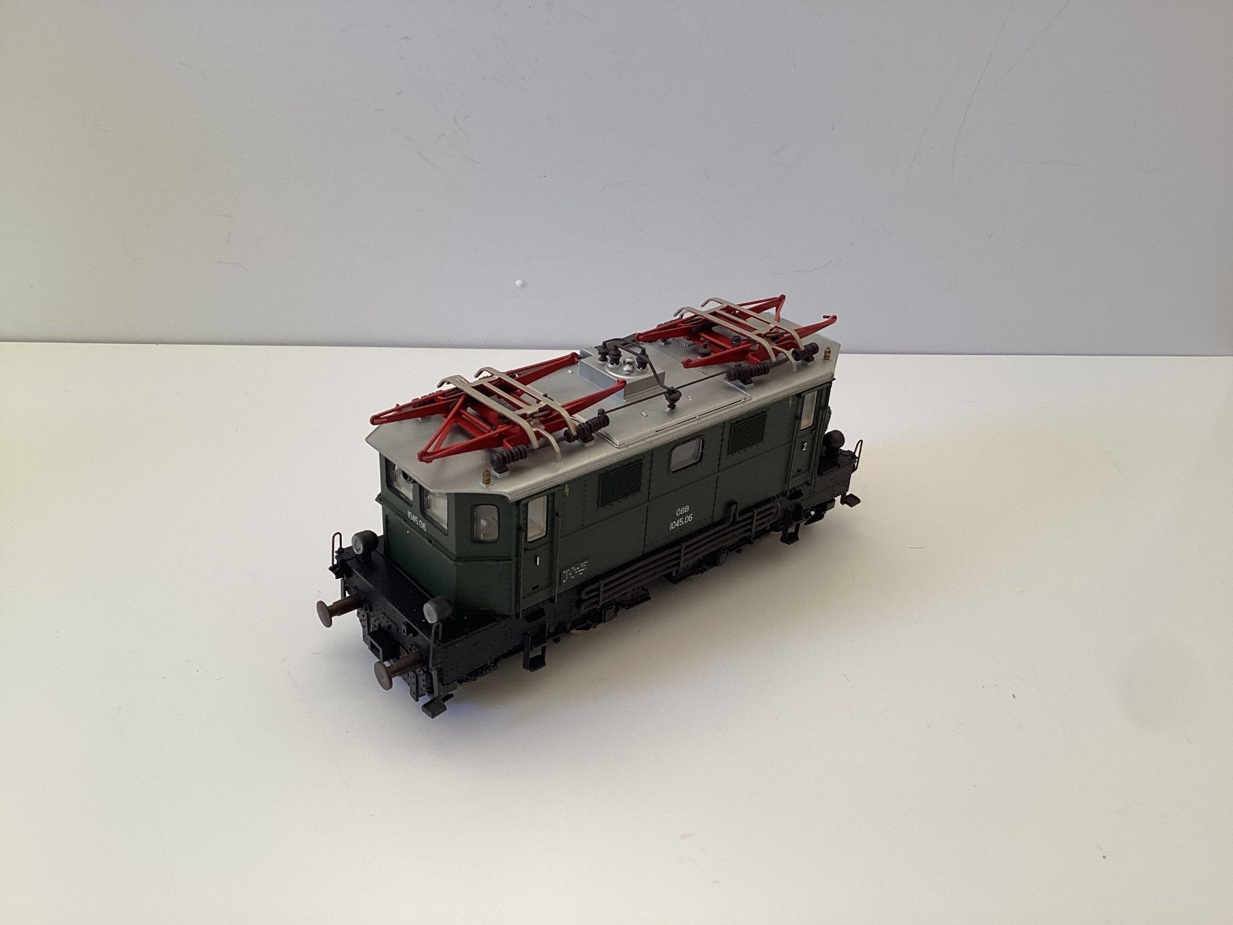 Roco Modellini di ferrovie: Roco 43530 ÖBB 1045.06 H0 1:87 – Usato da Effretikon venduto da simtek_de