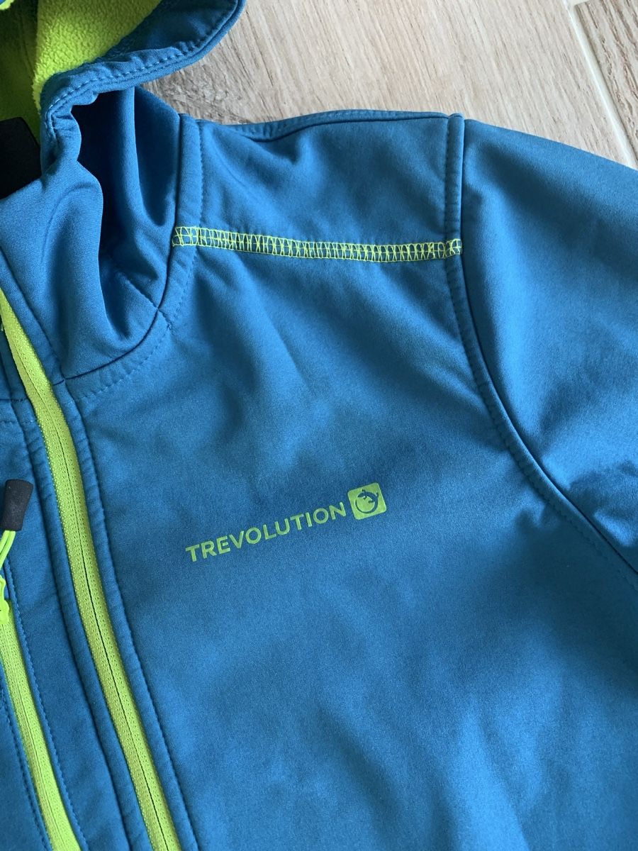 Trevolution Vestes: Trevolution Softshelljacke Gr. 152 – D'occasion à Rudolfstetten par Joyw 4