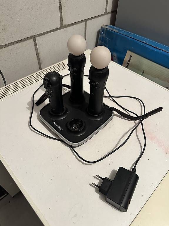 Manettes: Playstation Move  – D'occasion à Muri AG par ron_97s5 2