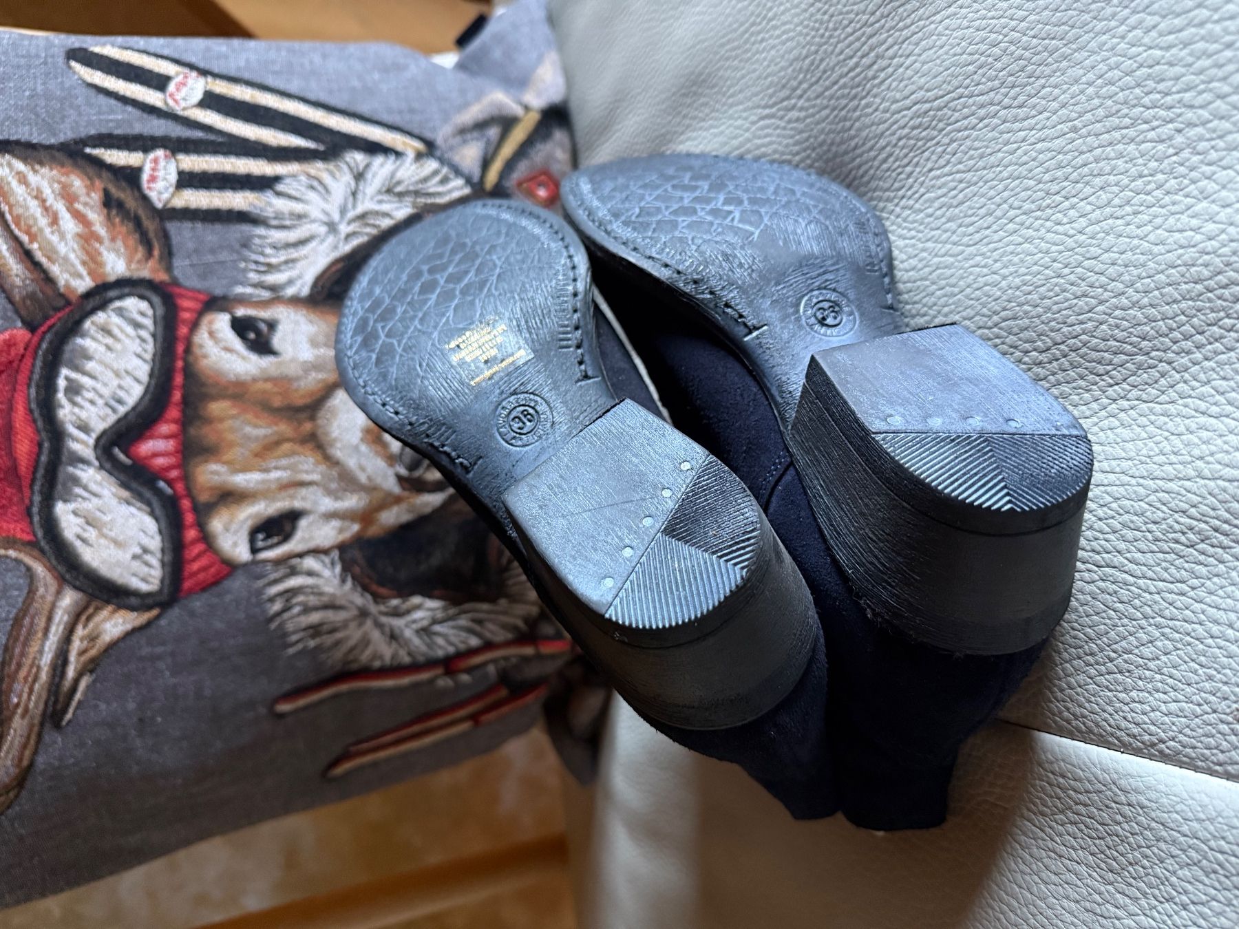 Scarpe da donna: LEATHER BOOTS – Nuovo (secondo la descrizione) da Rümlang venduto da har_z6qv 2