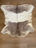 Echtes Tierfell / Lederfell ca. 140 × 120 cm – Naturfarben