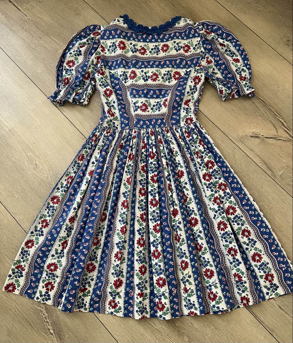 Vestiti: Kleid Blumenmuster blau/rot Grösse S – Usato da Koelliken venduto da Bella-Rosa_60 3