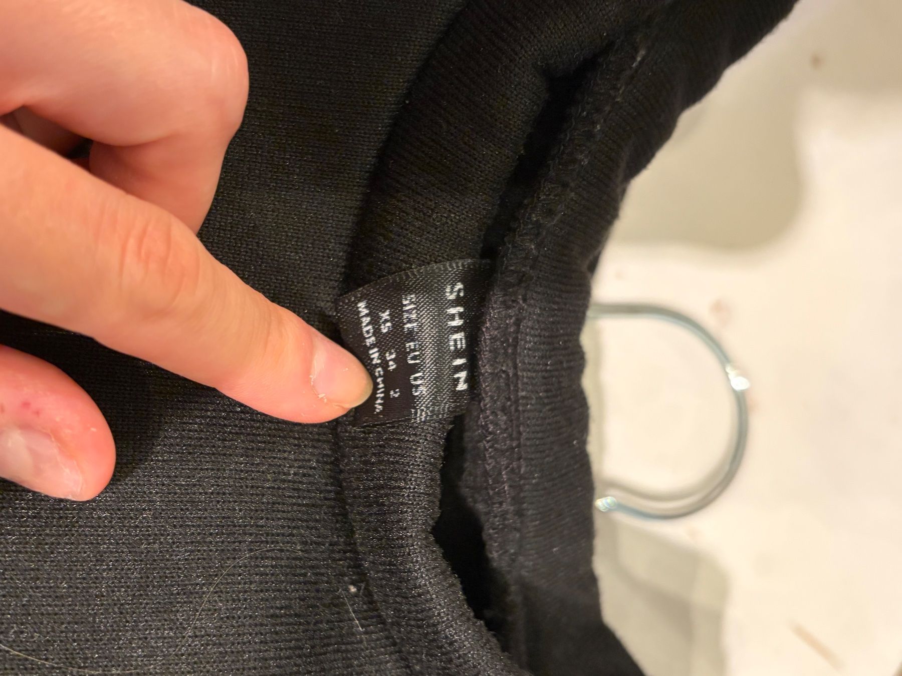 Maglioni & Felpe: Pullover – Usato da Wangen b. Olten venduto da oli_f9b8 2