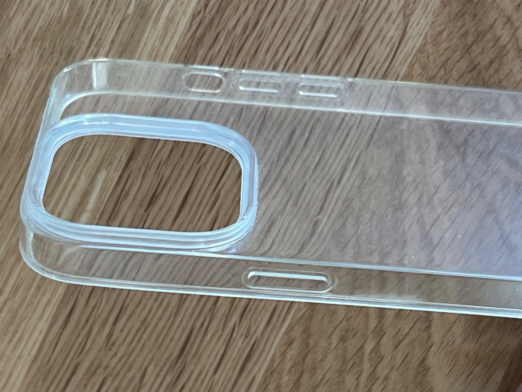 Cover & Protezioni schermo: iPhone 13Pro Gummi Case Hülle Ultra Thin 0.8mm - Transparen – Nuovo (secondo la descrizione) da Arbon venduto da Cork 6