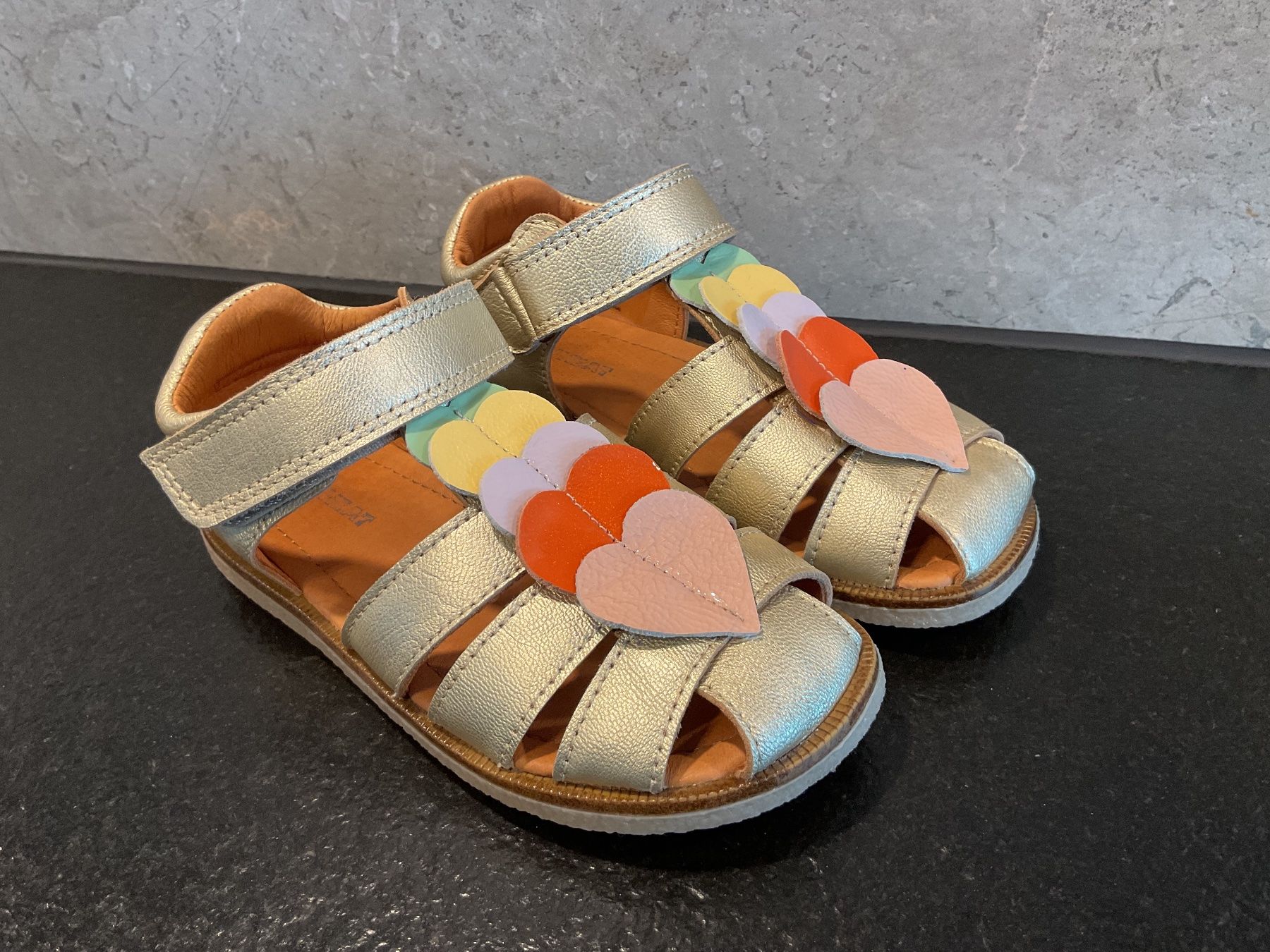 Wheat Scarpe per ragazze: Sandales en cuir – Nuovo (secondo la descrizione) da Neuchâtel venduto da sta_7qfy 4