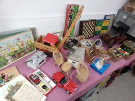 Lot antike Spielsachen für Sammler / Flohmarkt usw.
