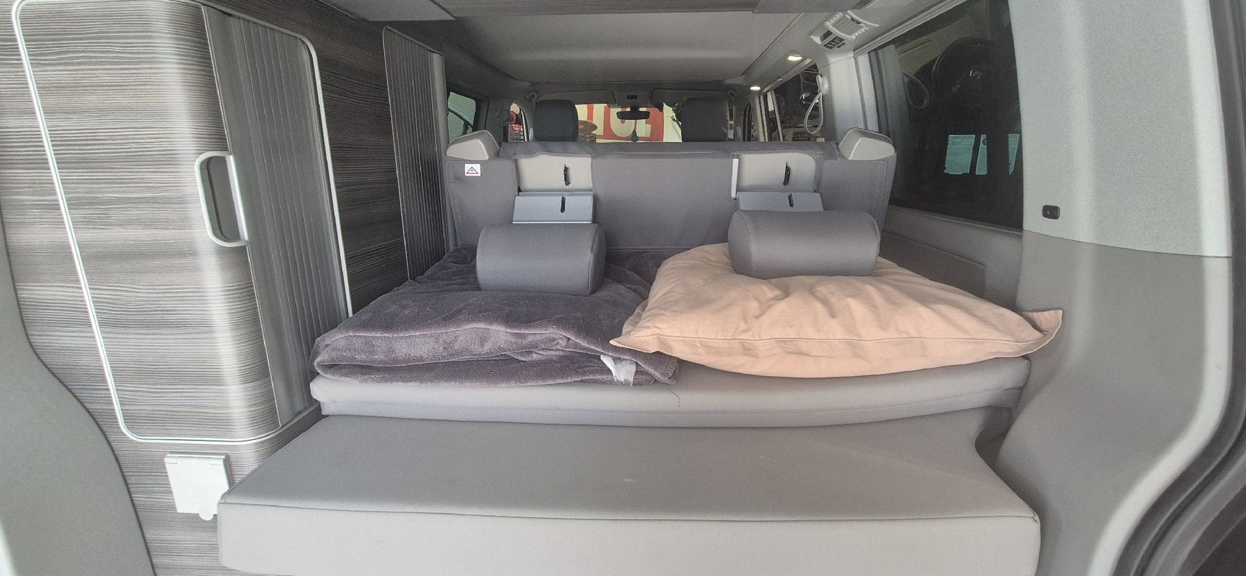 VW Veicoli da campeggio: vw t6 california ocean red – Usato da Carouge GE venduto da AutoMotoDrize 6