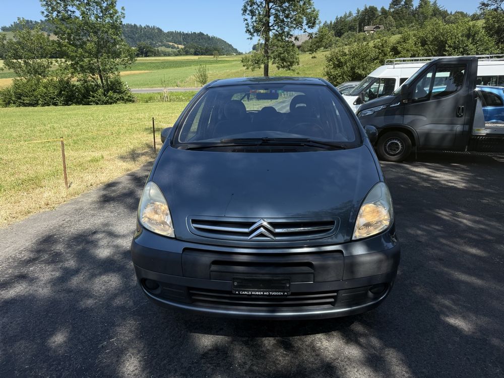Citroën Automobili: Citroen Picasso 1.6i – Usato da Udligenswil venduto da Sch2s
