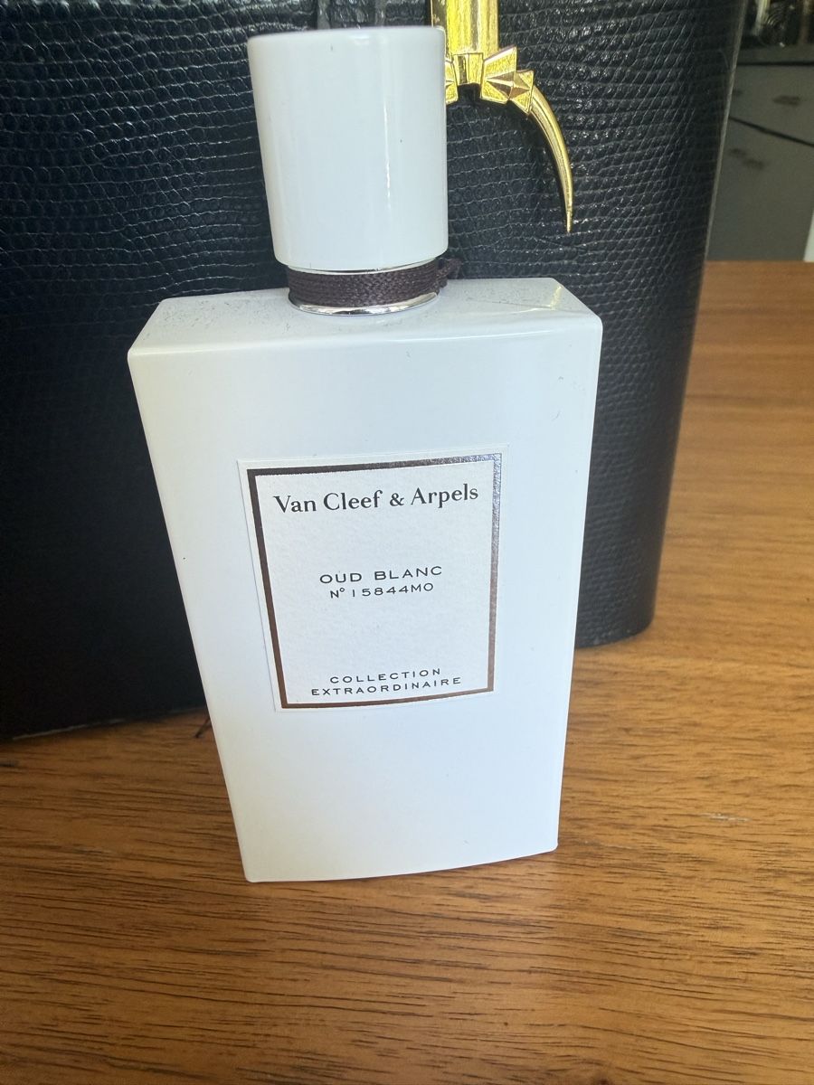 Van Cleef Profumi & Eau de Toilette: Van Cleef & Arpels Oud Blanc Eau de Parfum 75ml – Nuovo (secondo la descrizione) da Zürich venduto da pinish