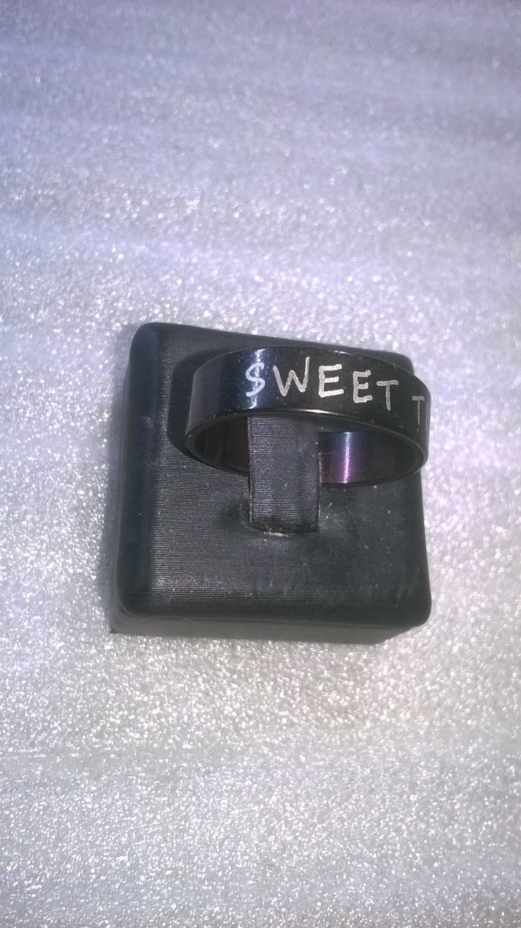 Bagues: RING EDELSTHAL,,SCHWARZ MIT SCHREIBEN – Neuf (Voir description) à Basel par bijoutrie_4