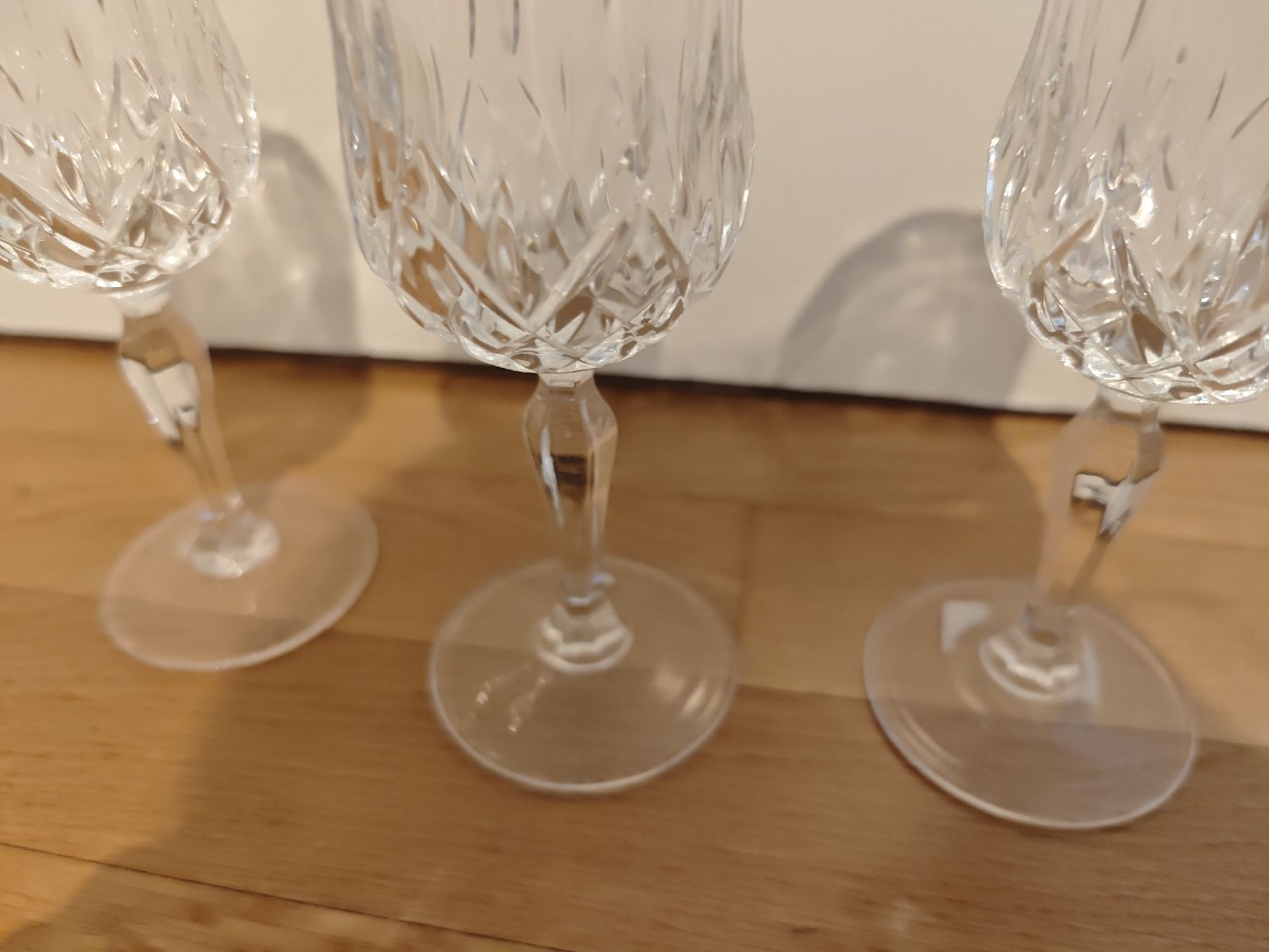 Geschirrsets: weingläser 6 stück – Gebraucht aus Bonstetten von lin_fy7n 3