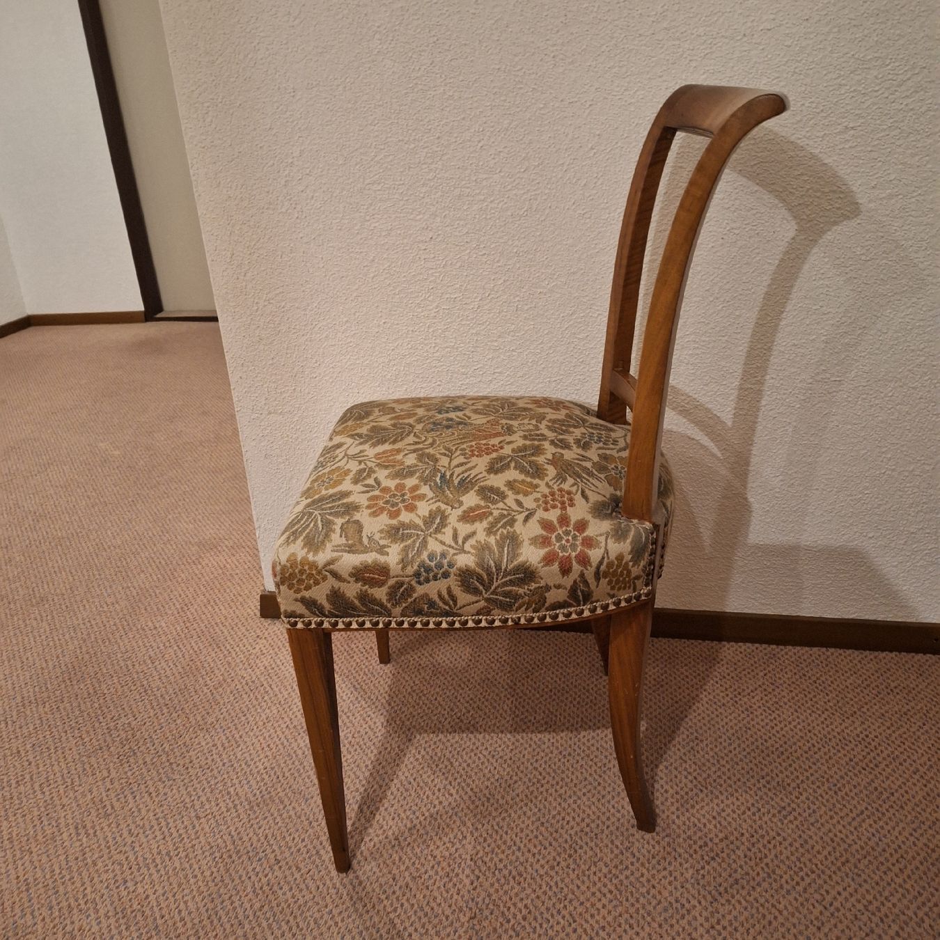 Stühle: Schöner, nostalgische Stuhl,  Holzlehne – Gebraucht aus Winterthur von Goldpipau 1