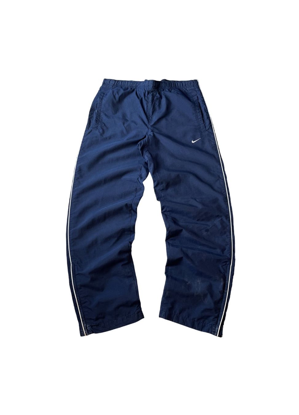 Nike Pantaloni: Vintage Nike Trackpant (S) – Usato da Chamoson venduto da Sapoloshop