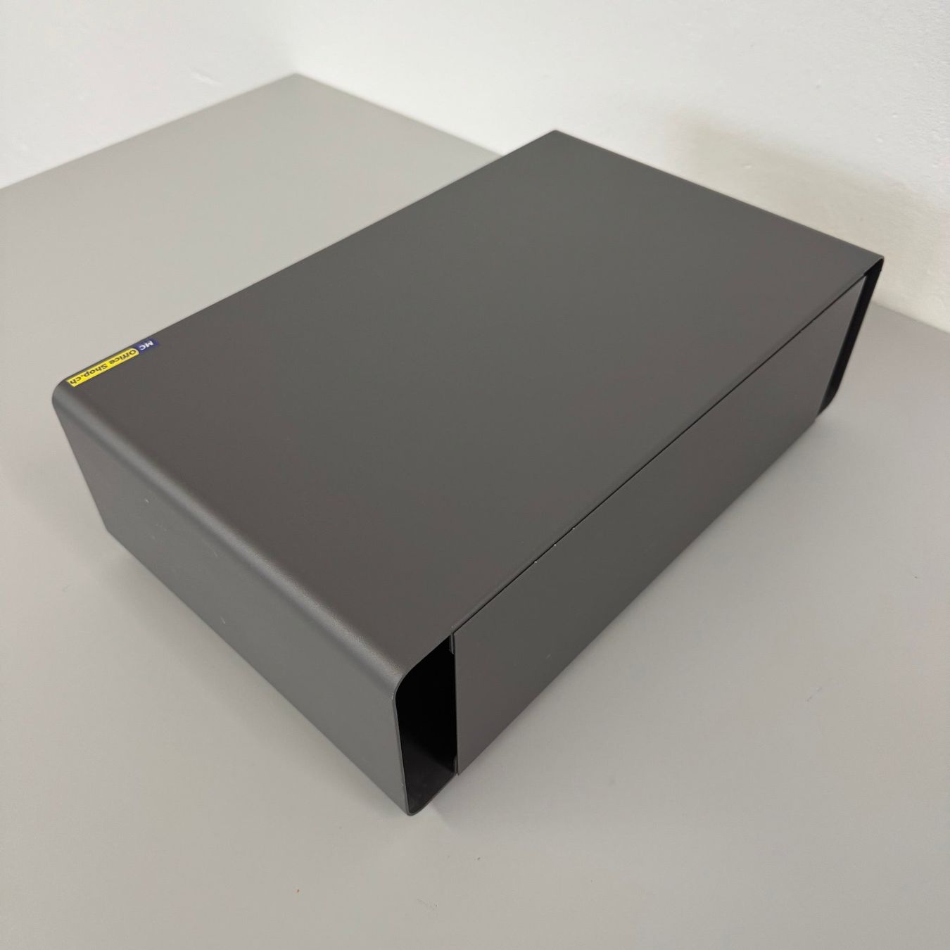 Racks & Cavalletti: Lista Office Plug Ablagefach 546x246mm - Anthrazit – Usato da Schönenwerd venduto da mcofficeshop 3