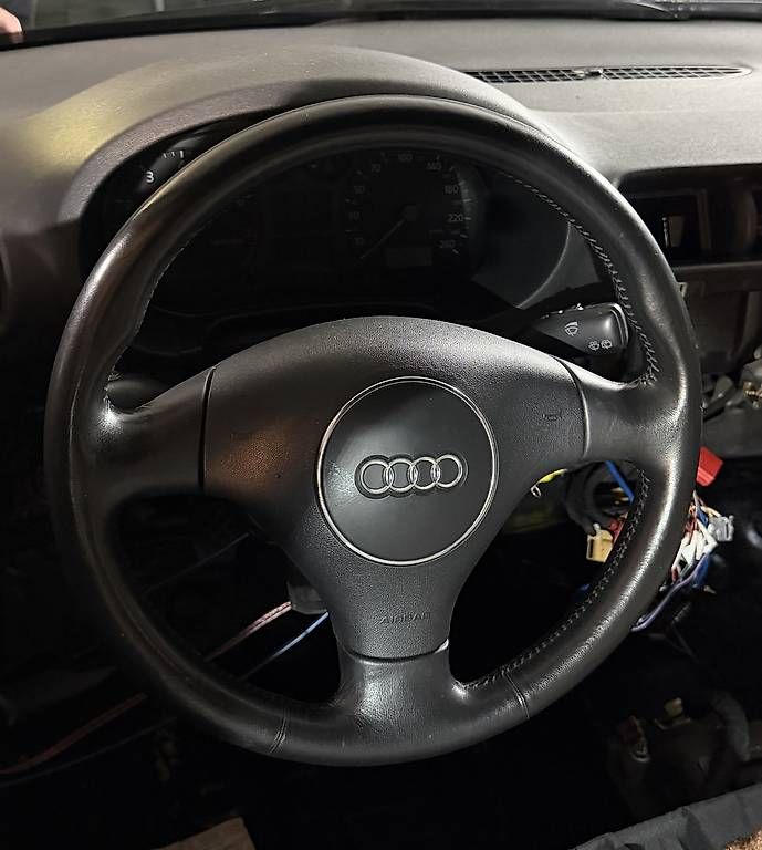 Tutti pezzi di ricambio auto: Lenkrad mit Airbag, Audi A3, 2003 – Usato da Affoltern am Albis venduto da mae_6gww