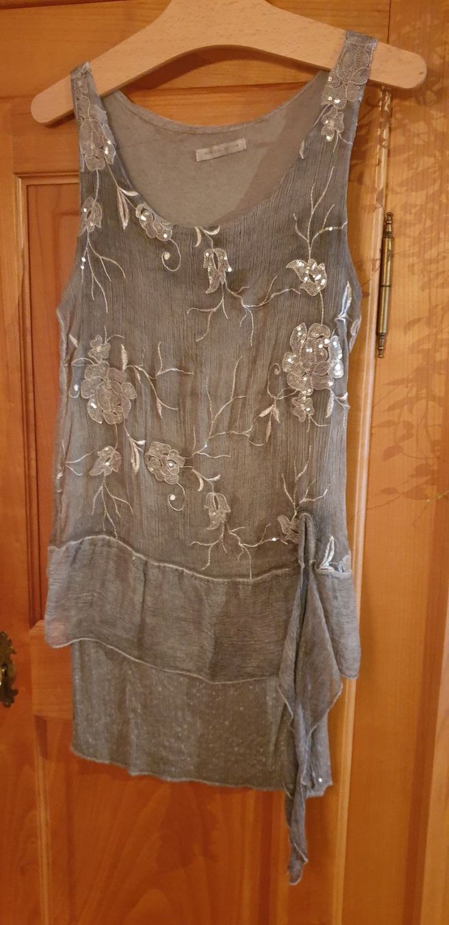 Vestiti: **NEU** Wunderschönes, süsses Kleidchen/ Gr 36/ taupe – Nuovo (secondo la descrizione) da Oberuzwil venduto da cgc_l2jm