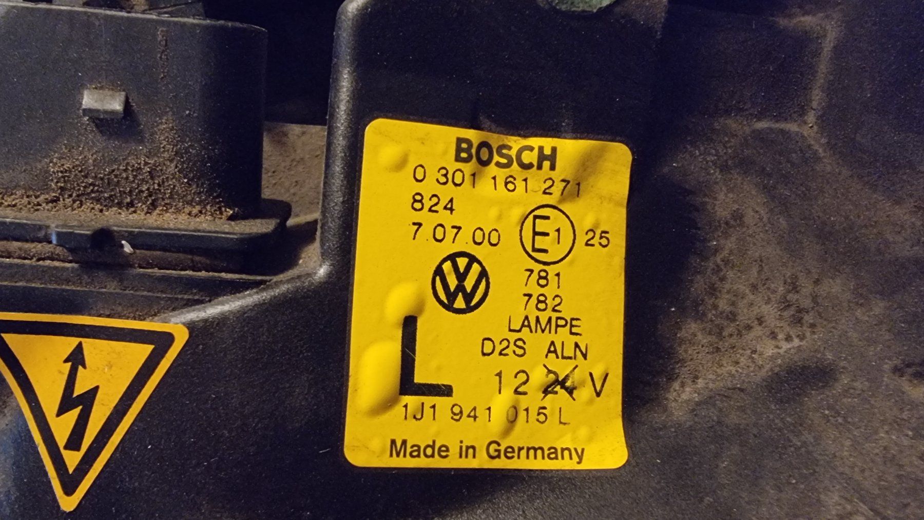 VW Fari: Xenon VW Golf 4 / R32 – Usato da Beinwil am See venduto da BUBSI-CARS64 5