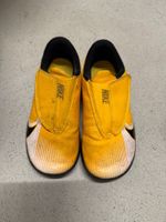 Nike Fussballschuhe, Grösse 31, Top Zustand für kleine Kicke