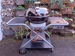 Sehr schöner Kugelgrill Gasgrill Outdoorchef Montreux 570