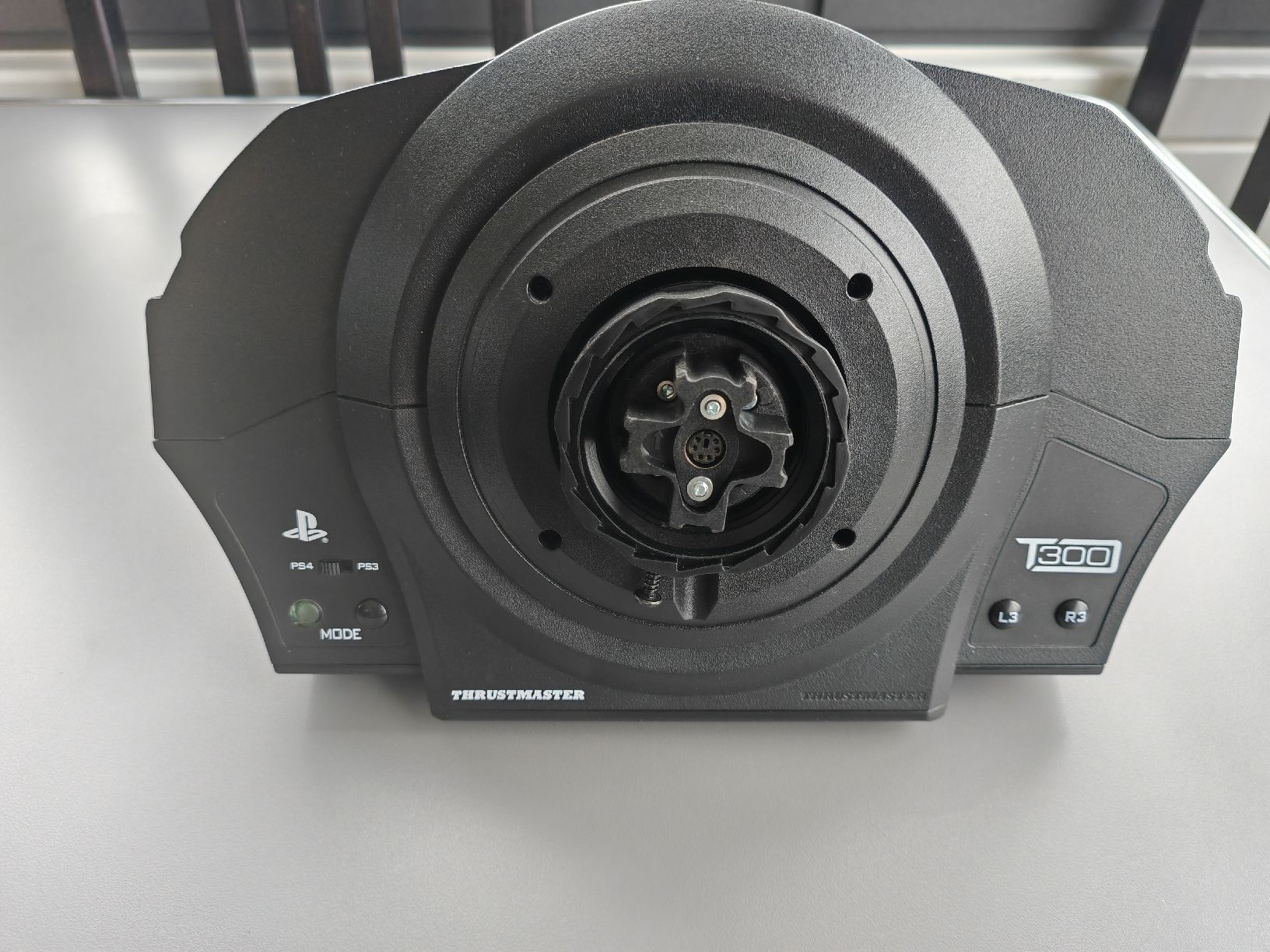 Thrustmaster Controller: Thrustmaster T300 RS GT mit T3PA – Usato da Davos Dorf venduto da bertuuu 1