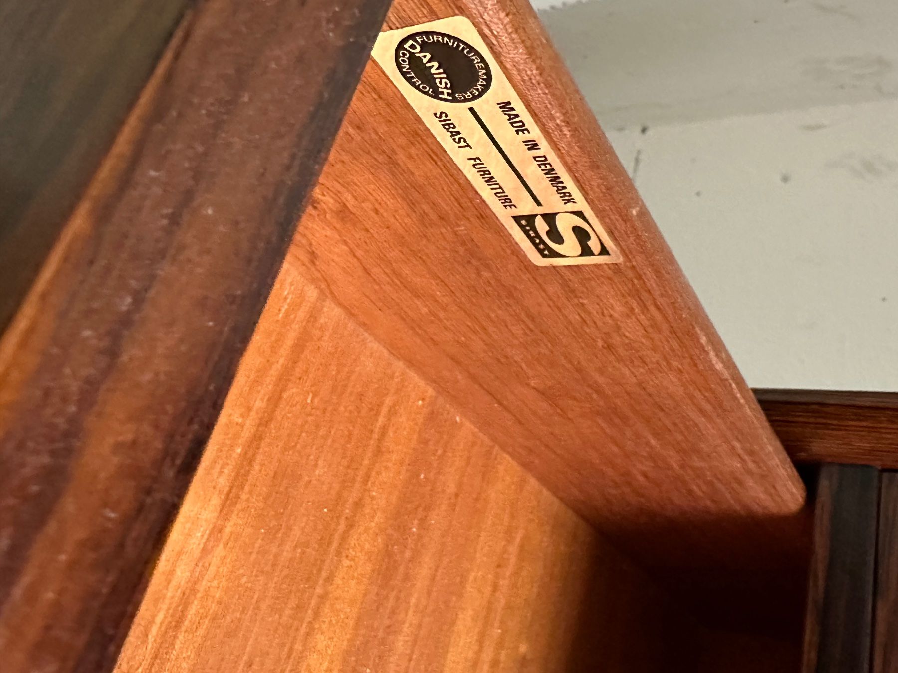 Credenze: Danish Teak Highboard by Arne Vodder 60s – Usato da Basel venduto da MidMod20C 7
