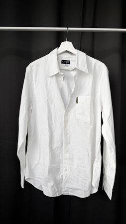 Stylish Armani Jeans White Shirt, Size Medium. Good! 51