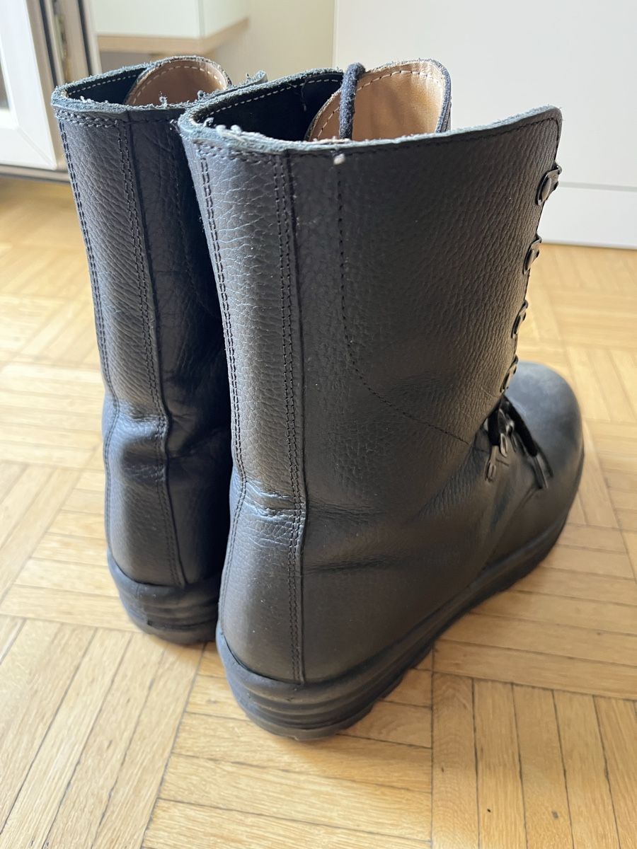 Schweizer Armee Scarpe da uomo: Schweizer Armee Militärstiefel Leder Gr. 280.  – Usato da Wohlen AG venduto da yev_q62x 3