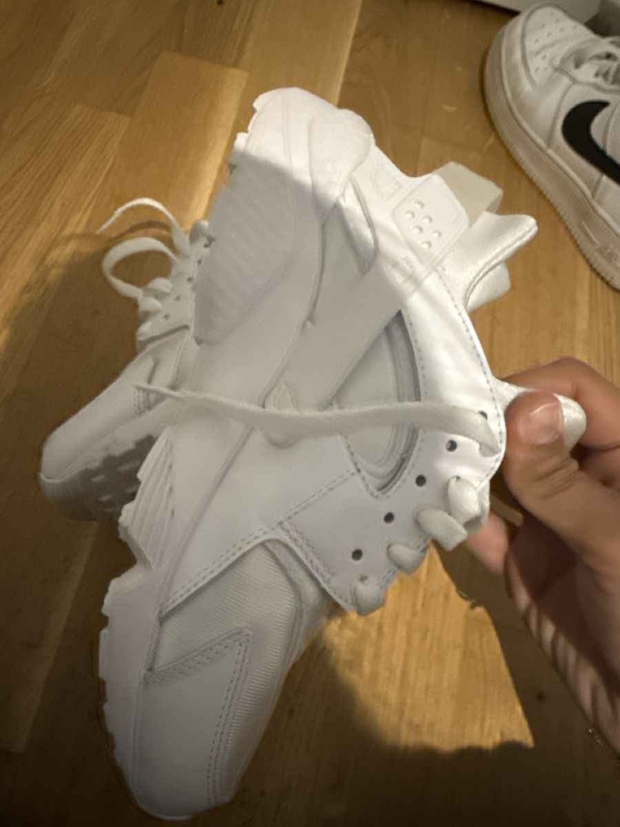Nike Damenschuhe: Nike Sneaker Gr. 37.5 – Neu (gemäss Beschreibung) aus St. Urban von chiccodoro_hanigern 1