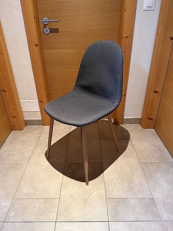Chaises: Lot 5 chaises Maison du Monde – D'occasion à Lourtier par mgi_mtj5