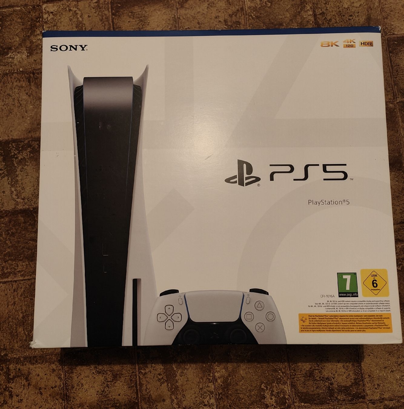 Sony Konsolen: Playstation 5  mit 2 Controller + Zubehören – Gebraucht aus Bad Zurzach von zsigmond87