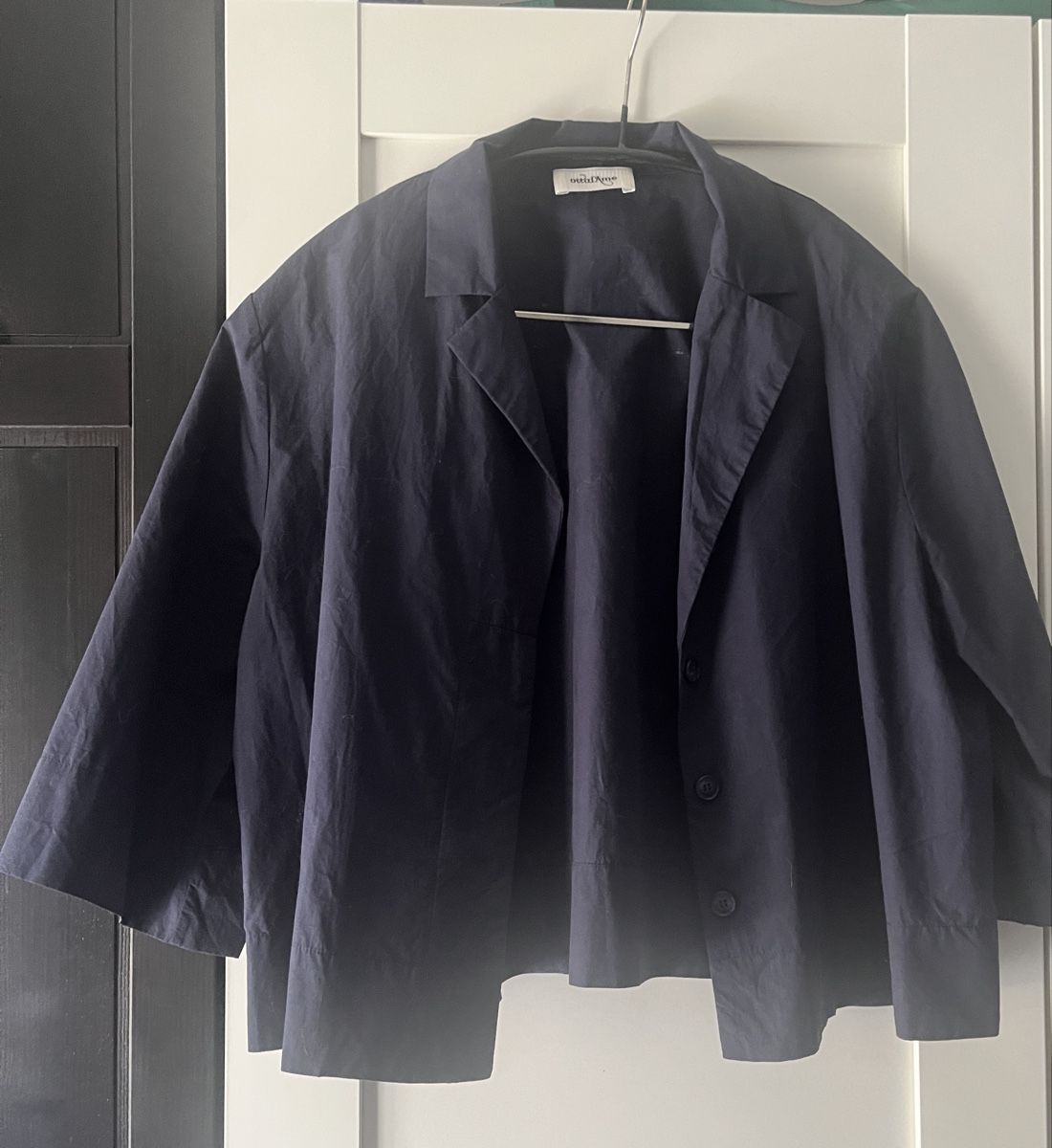 Completi & Tailleur: Bel ensemble Ottod’Ame bleu marine – Usato da Vevey venduto da zecollector