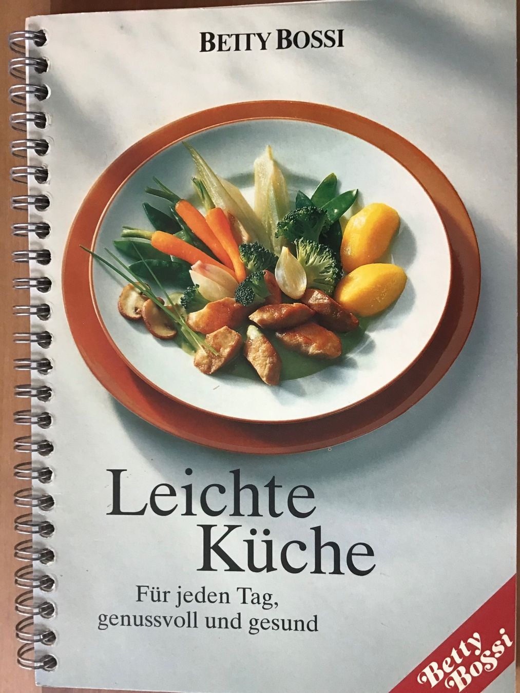 Libri: Leichte Küche    Betty Bossi – Usato da Kirchenthurnen venduto da Gluecksbrief