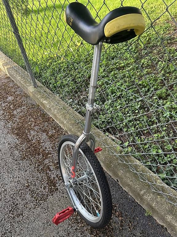 Biciclette: Monocycle – Usato da boudry venduto da jul_sv92 3