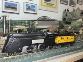 Lokomotive mit Union Pazifik Wagen Spur 0 Einzelstück!