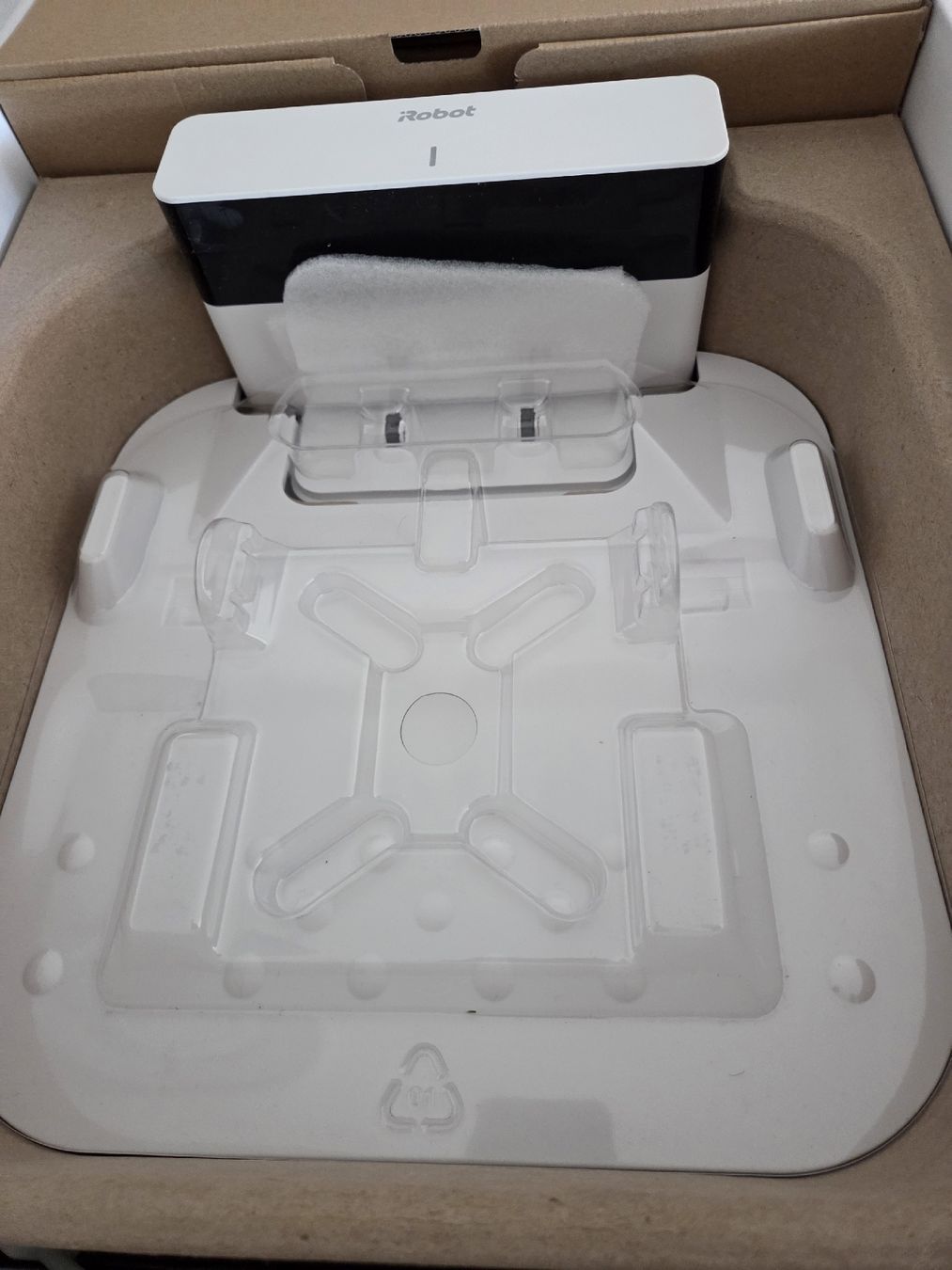 Irobot Aspirapolveri & Accessori: IROBOT Braava Jet ( NEU ) – Nuovo (secondo la descrizione) da Embrach venduto da Musti20 2