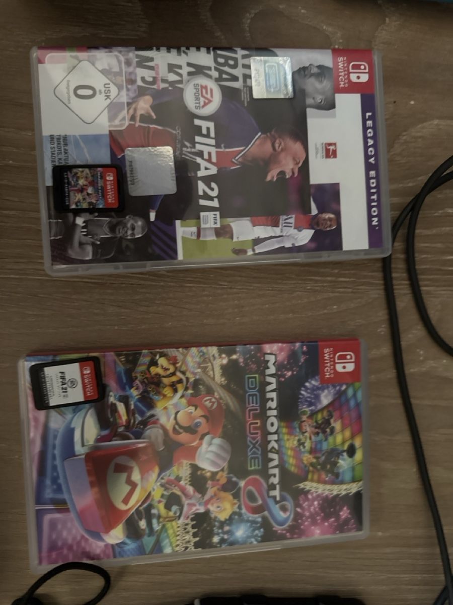 Nintendo Console: Nintendo Switch Konsole mit Zubehör – Nuovo (secondo la descrizione) da Uitikon Waldegg venduto da sch_68vz 1