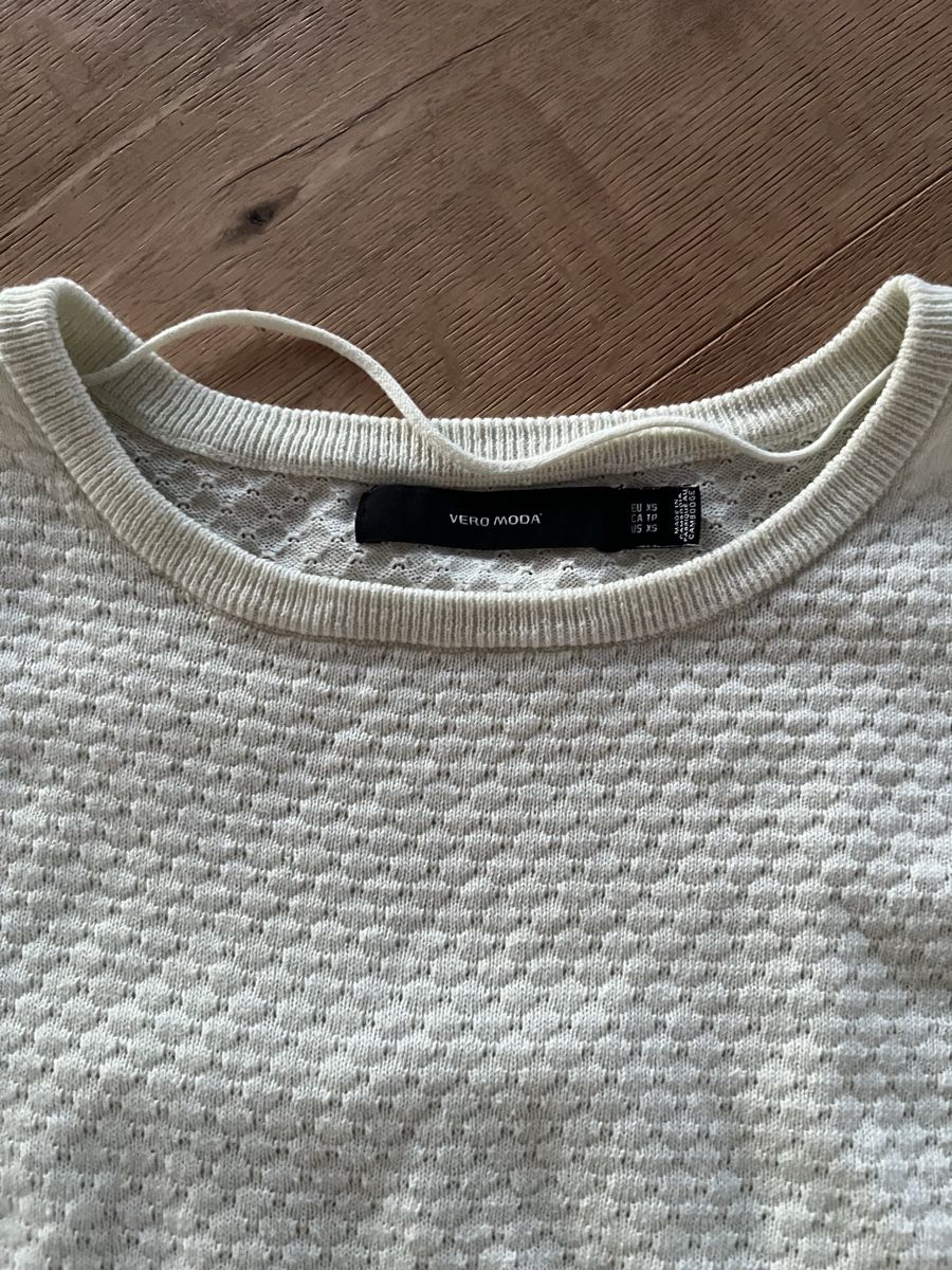 Maglioni & Felpe: Dünner Pullover XS von Vero Moda (VM Care Structure O-Neck) – Usato da Rapperswil SG venduto da zani_st 2
