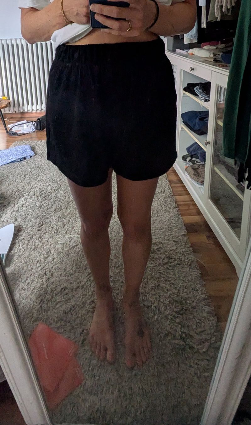 H&M Kleiderpakete: Doppelpack Shorts von H&M – Gebraucht aus Schwyz von Magdalena86 5