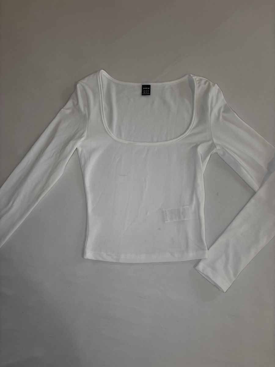 Ensembles coordonnés: lot de hauts – Neuf (Voir description) à Vouvry par sha_rk5q 4