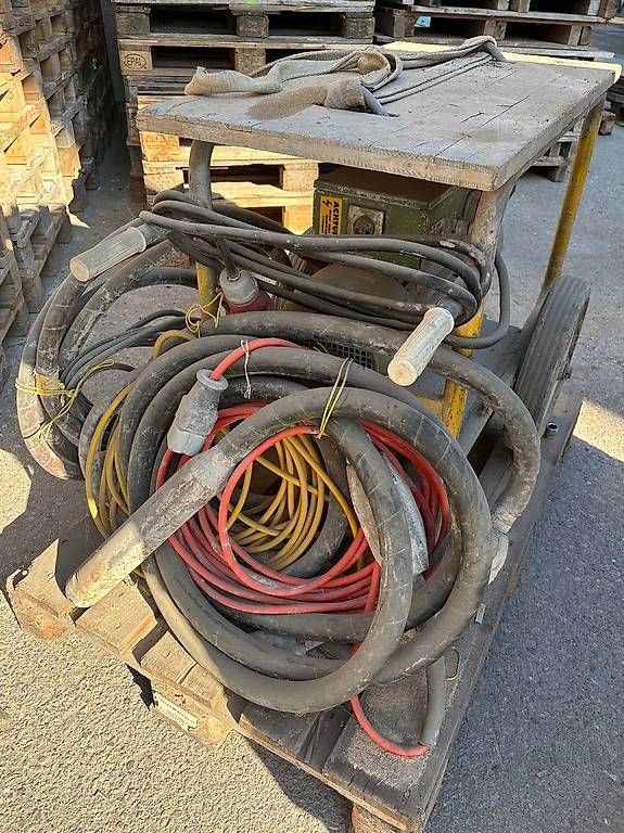 Toutes les machines: Umformer Vibriernadel Betonvibriernadel – D'occasion à Kirchdorf AG par Heinz_Birchmeier 1