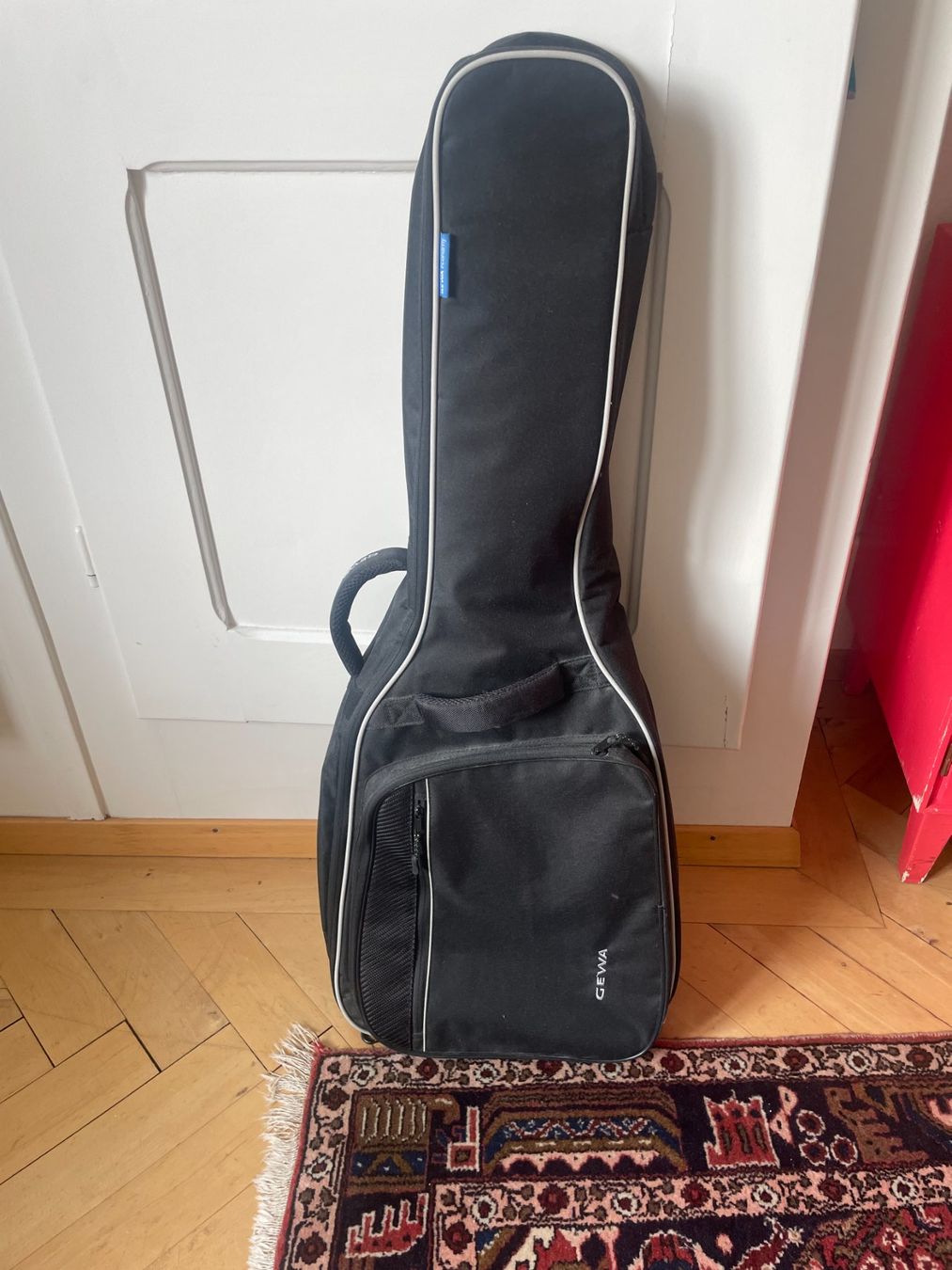 Borse: Housse de guitare – Nuovo (secondo la descrizione) da Biel/Bienne venduto da mariejo.v