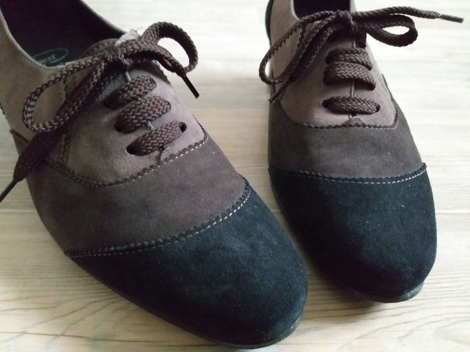 Scarpe da donna: FINEST Chaussures / Schuhe pointure / Nummer 40 – Usato da Cossonay-ville venduto da Super-Price-Quality 5