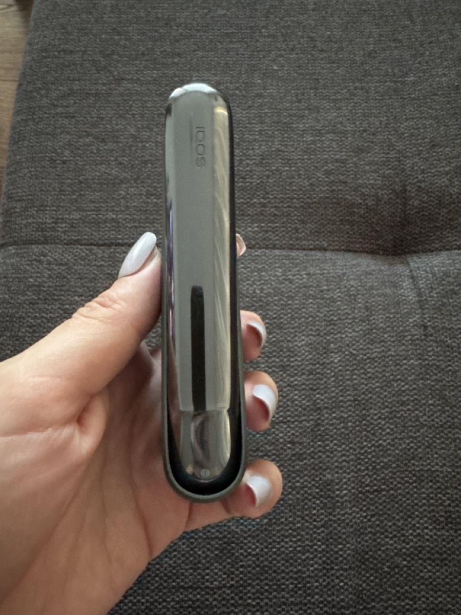 Iqos Altri Prodotti per fumatori: IQOS iluma 3 dunkelgrau gebraucht – Usato da Kaltbrunn venduto da padde 2