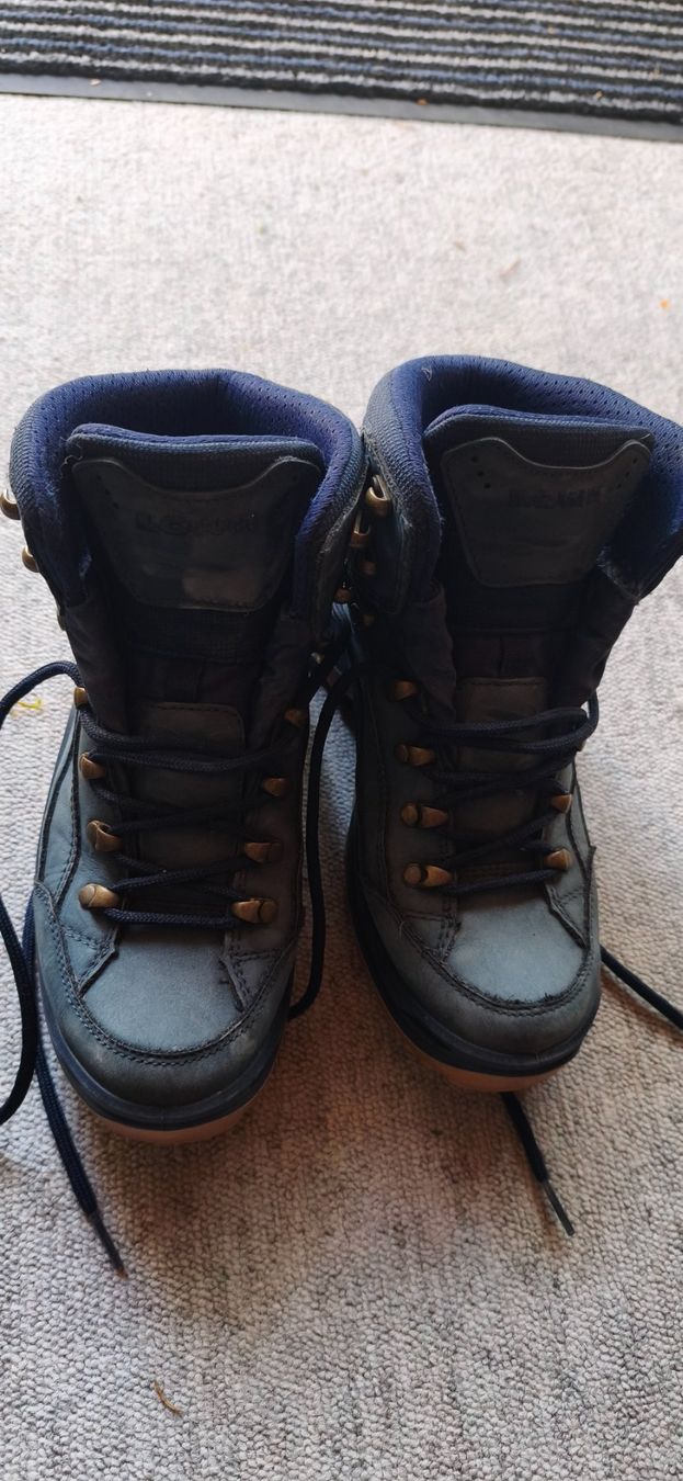 Scarpe per ragazzi: Wanderschuhe Kinder – Usato da Winterthur venduto da OldShatterhand1.