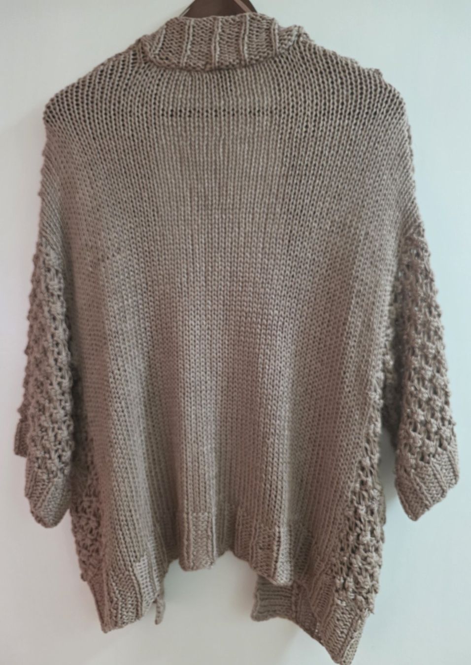H&M Giacche: H&M Grobstrick-Cardigan / Strickjacke – Usato da Basel venduto da sci_67ms 1