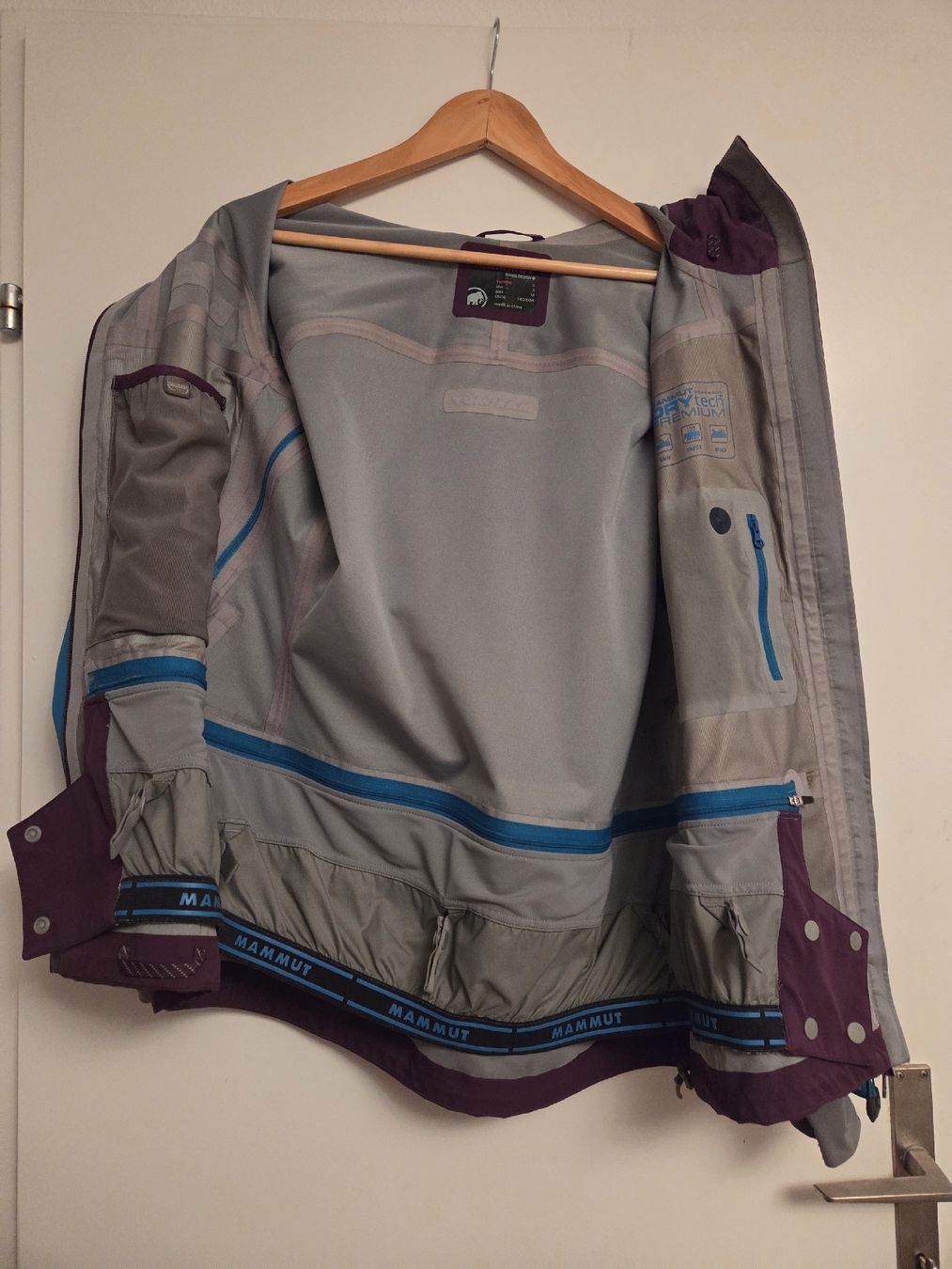 Jacken: Mammut Damen Jacke, Grösse S – Gebraucht aus Rüti ZH von Sondanelle 1