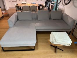 Neuwertiges Ecksofa von LIVIQUE