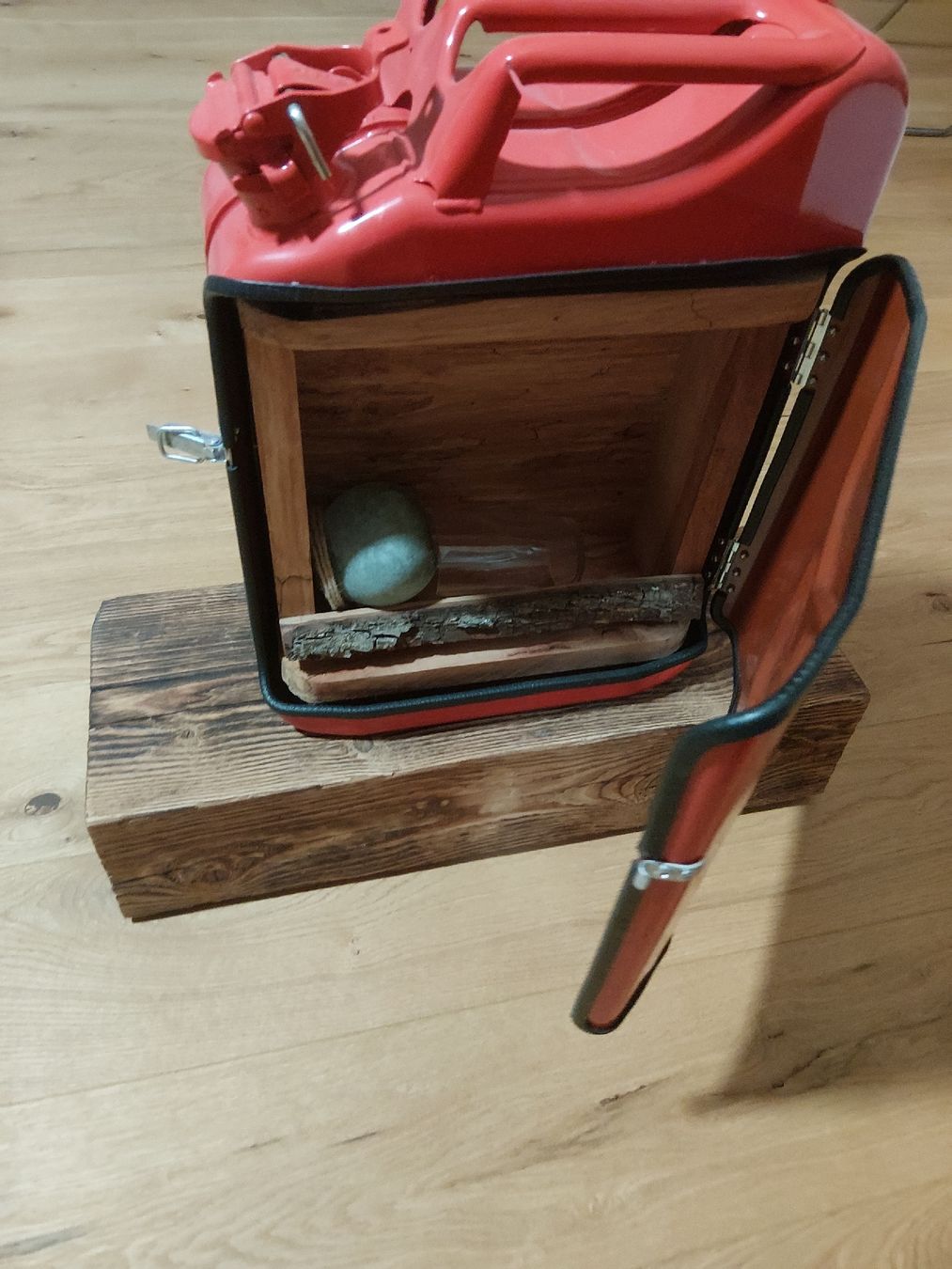 Ladenausstattungen & Messebau: Minibar  – Gebraucht aus Oberburg von luc_bm9x 2