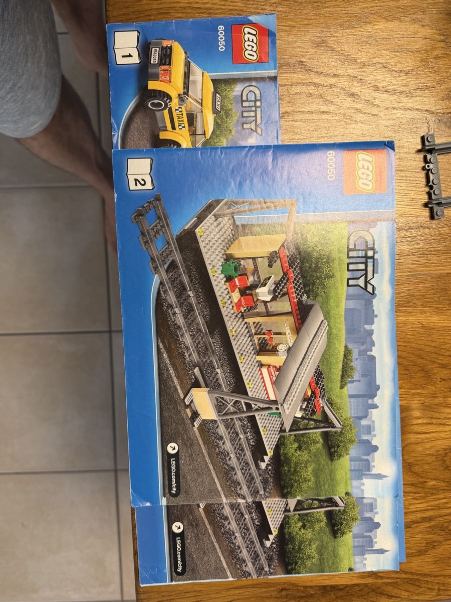 Lego Kit di costruzioni: LEGO City 60050 Bahnhof  – Usato da Otelfingen venduto da Otto4 5